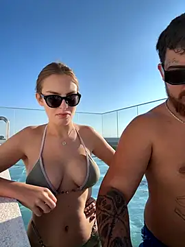 MrAndMrsSavage online show from October 7, 2025, 1:34 pm