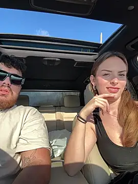 Snapshot of MrAndMrsSavage chatting on January 16, 2026, 12:53 pm MrAndMrsSavage online show from January 16, 2026, 12:53 pm