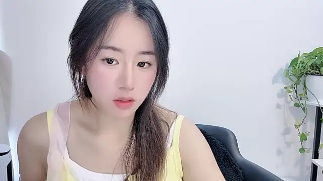 chloe-01 online show from January 10, 2026, 5:47 am