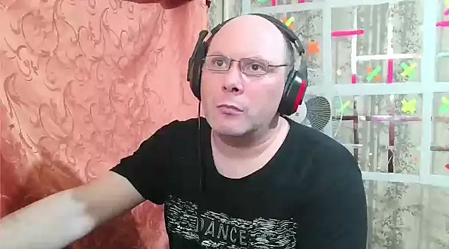 Snapshot of AgnichBan chatting on March 18, 2025, 4:17 pm AgnichBan online show from March 18, 2025, 4:17 pm