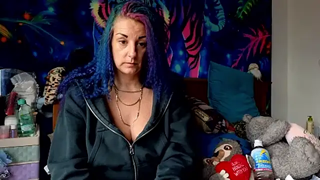 tattoomilf86 online show from February 19, 2026, 2:58 pm