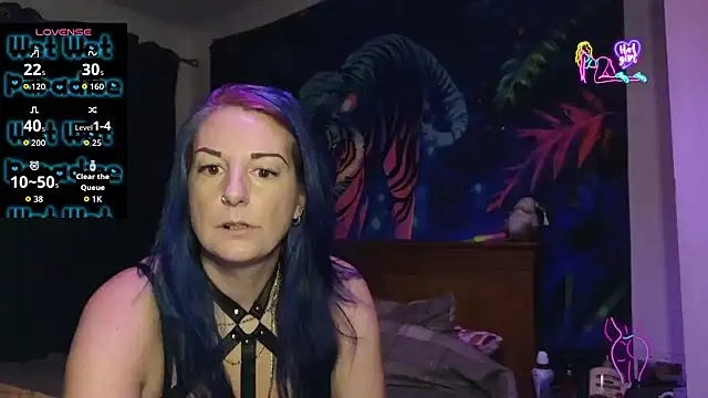 tattoomilf86 online show from February 16, 2026, 9:13 pm