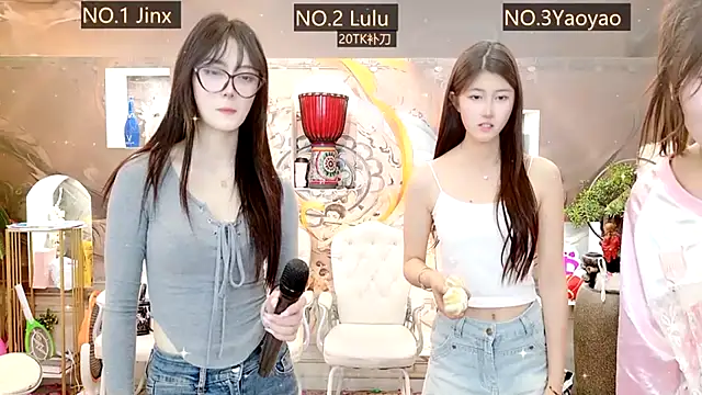 AOA GIRL111 online show from March 19, 2025, 4:47 am