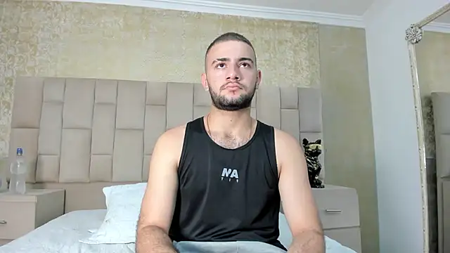 Snapshot of MaximusDick1_ chatting on October 26, 2025, 4:24 am MaximusDick1 online show from October 26, 2025, 4:24 am