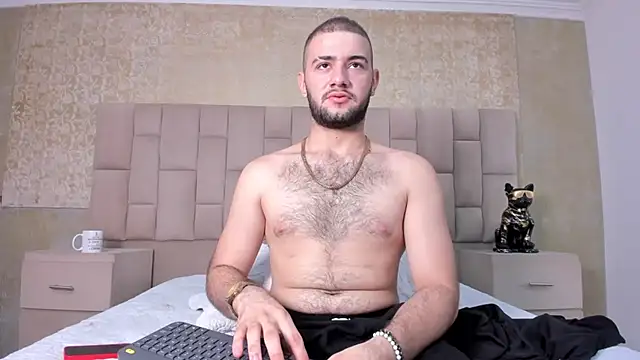 Snapshot of MaximusDick1_ chatting on October 15, 2025, 3:38 am MaximusDick1 online show from October 15, 2025, 3:38 am