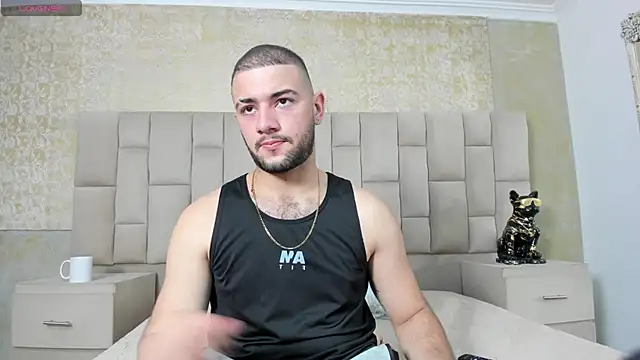 Snapshot of MaximusDick1_ chatting on October 10, 2025, 3:29 am MaximusDick1 online show from October 10, 2025, 3:29 am