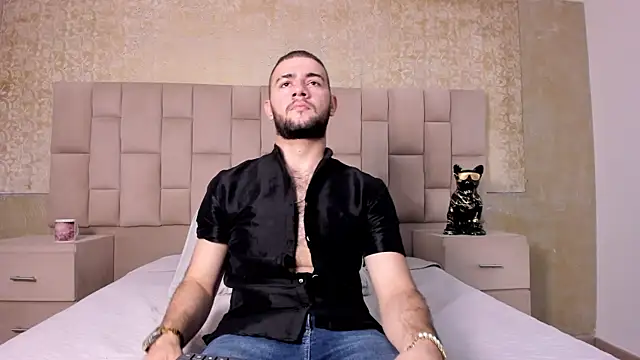 Snapshot of MaximusDick1_ chatting on November 2, 2025, 4:06 am MaximusDick1 online show from November 2, 2025, 4:06 am