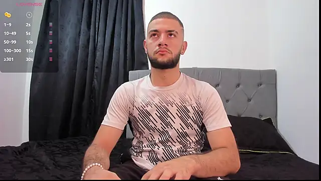 Snapshot of MaximusDick1_ chatting on November 28, 2025, 4:34 am MaximusDick1 online show from November 28, 2025, 4:34 am