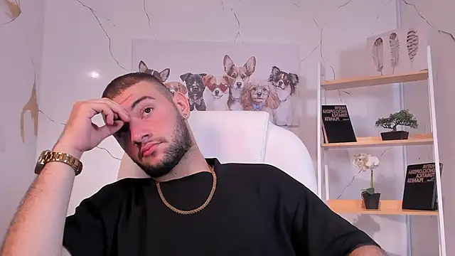 Snapshot of MaximusDick1_ chatting on October 29, 2025, 4:22 am MaximusDick1 online show from October 29, 2025, 4:22 am