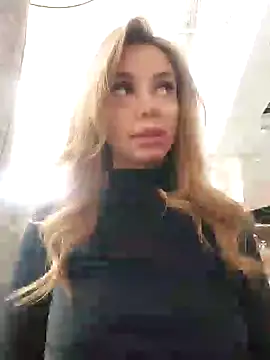 Snapshot of Gabriella_Hot_ chatting on March 12, 2025, 5:13 am Gabriella Hot online show from March 12, 2025, 5:13 am