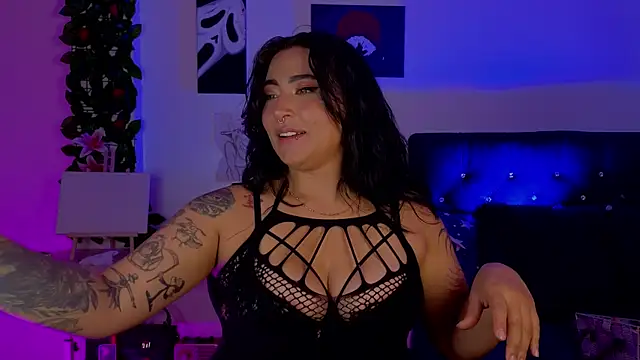 Pauilina online show from June 26, 2026, 7:14 am