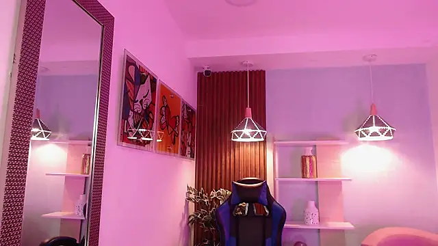 Dalila Sky online show from September 17, 2025, 6:10 pm