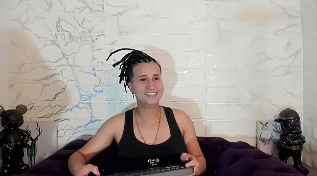 Snapshot of Im_Milan_Rs chatting on February 27, 2025, 3:18 am Im Milan Rs online show from February 27, 2025, 3:18 am