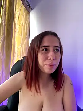 HannaSmiith online show from September 10, 2025, 2:27 pm