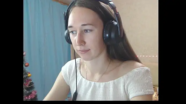--Model--2 online show from January 4, 2025, 8:48 pm