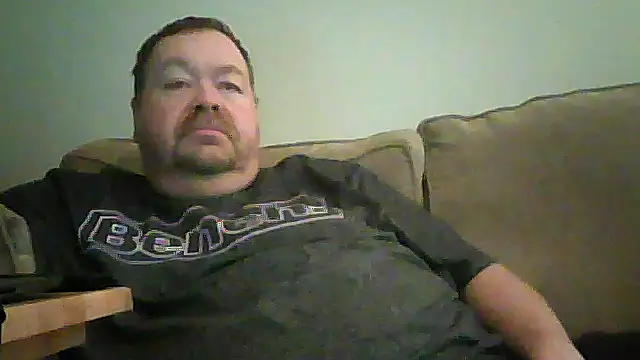 Snapshot of hitman_35 chatting on July 1, 2026, 3:18 am hitman 35 online show from July 1, 2026, 3:18 am