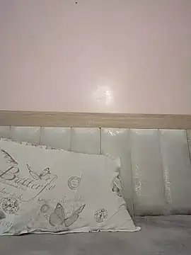 nadya-74 online show from November 12, 2025, 9:40 pm