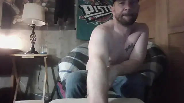 Edward LongCock online show from June 14, 2026, 8:32 pm
