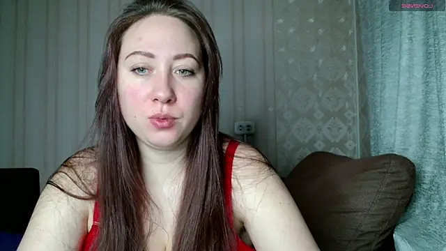 KellyCrystall online show from January 8, 2025, 1:53 am