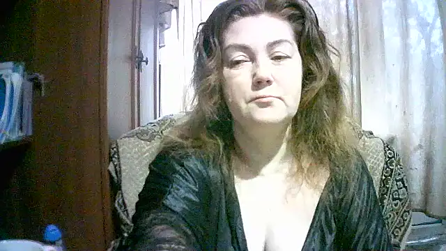 Snapshot of Madame-Butterfly chatting on October 13, 2025, 2:02 am Madame-Butterfly online show from October 13, 2025, 2:02 am