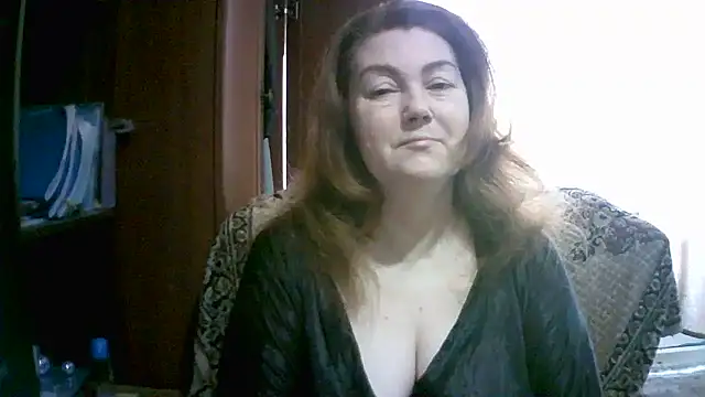 Snapshot of Madame-Butterfly chatting on November 2, 2025, 6:29 am Madame-Butterfly online show from November 2, 2025, 6:29 am