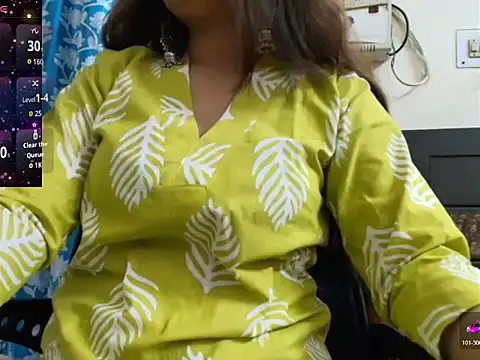 Reika 01 online show from June 14, 2026, 2:24 am