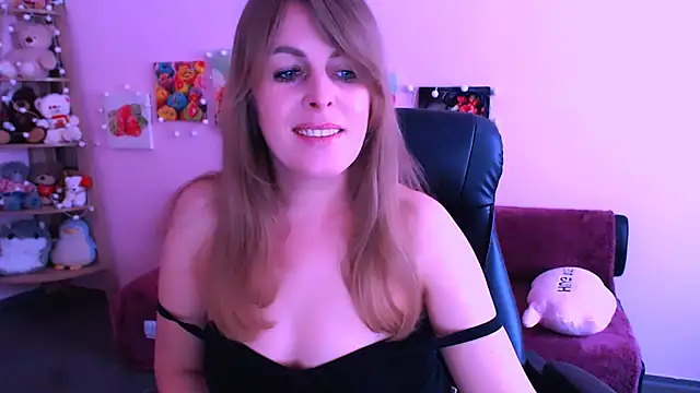 Hot Milady online show from March 20, 2026, 8:48 am