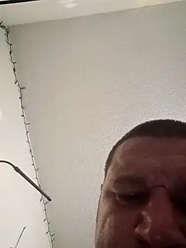 Snapshot of cockplay85 chatting on June 11, 2026, 4:04 pm cockplay85 online show from June 11, 2026, 4:04 pm