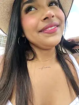 Mariangel 11 online show from November 29, 2025, 2:39 pm