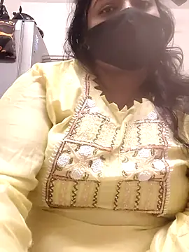 zeepe19 online show from November 18, 2025, 9:34 am