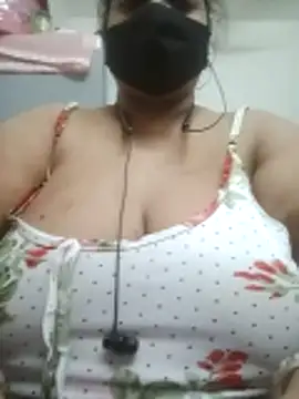 zeepe19 online show from May 9, 2026, 11:57 am