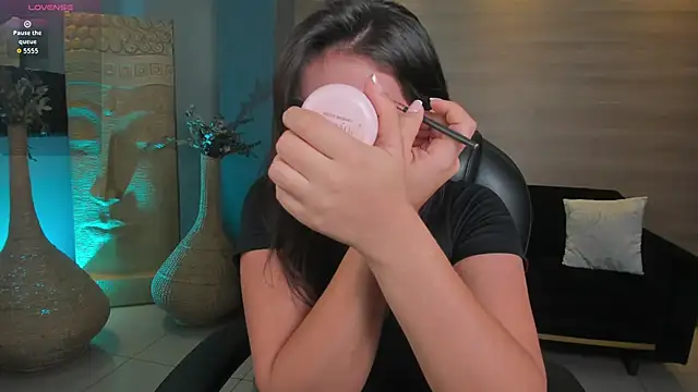 ValeriaRoldanX online show from February 11, 2026, 11:43 am