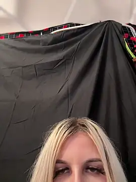 MacTroy online show from March 1, 2026, 12:32 am