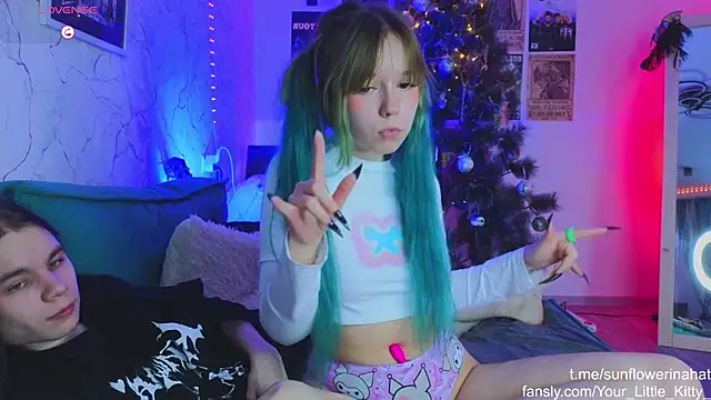 Snapshot of 812sunflowerinahat chatting on January 2, 2025, 7:33 am 812sunflowerinahat online show from January 2, 2025, 7:33 am