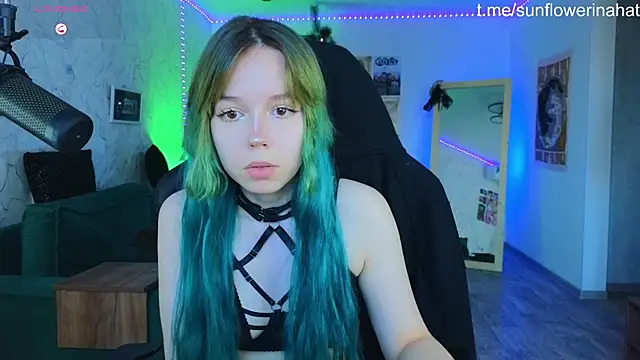 Snapshot of 812sunflowerinahat chatting on December 19, 2024, 9:29 am 812sunflowerinahat online show from December 19, 2024, 9:29 am