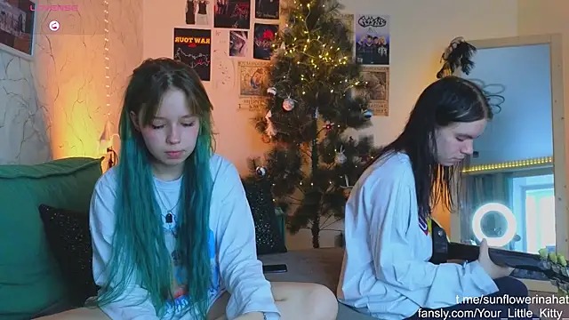 Snapshot of 812sunflowerinahat chatting on January 8, 2025, 8:27 am 812sunflowerinahat online show from January 8, 2025, 8:27 am