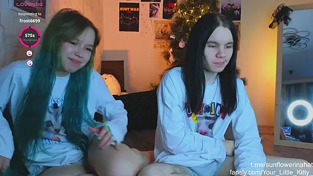 Snapshot of 812sunflowerinahat chatting on January 8, 2025, 11:32 am 812sunflowerinahat online show from January 8, 2025, 11:32 am