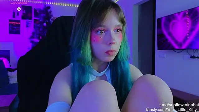 Snapshot of 812sunflowerinahat chatting on December 21, 2024, 11:22 am 812sunflowerinahat online show from December 21, 2024, 11:22 am