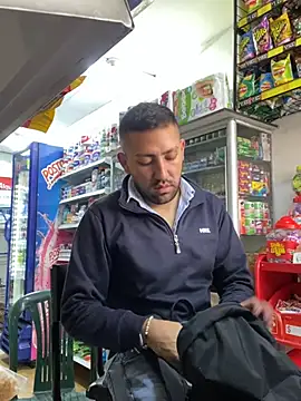 JuanZapata33 online show from March 25, 2026, 9:46 pm