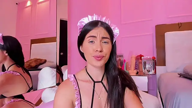 alysonJackson online show from February 10, 2026, 7:35 pm