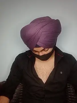 Snapshot of weeif chatting on June 12, 2026, 2:31 am weeif online show from June 12, 2026, 2:31 am