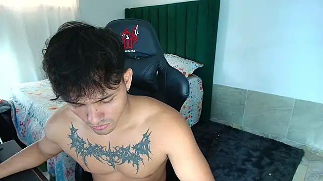 man dur07 online show from April 15, 2026, 7:58 pm