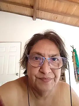 Snapshot of florecita69 chatting on November 5, 2025, 2:53 pm florecita69 online show from November 5, 2025, 2:53 pm