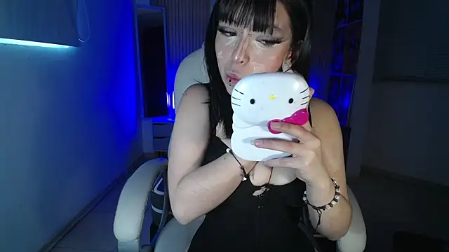 kittyhouse hs online show from October 7, 2025, 10:22 pm