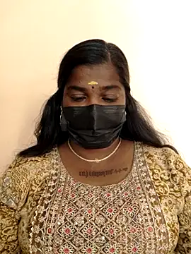 sulekha-mallu online show from October 2, 2025, 4:38 am