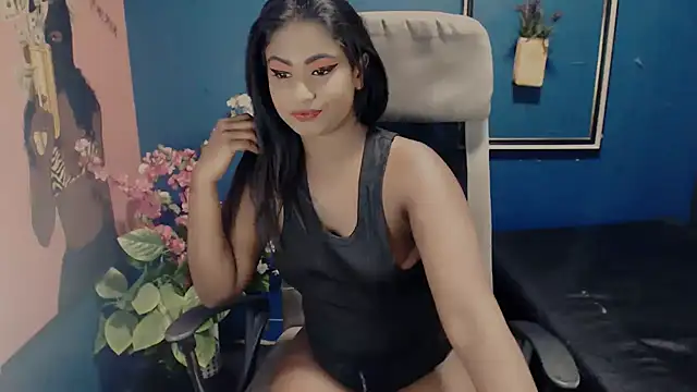 Littleindianmilf online show from September 18, 2025, 9:45 am
