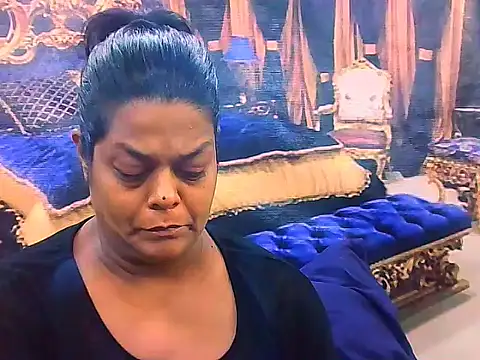 indianCherryPie online show from February 8, 2026, 5:05 am