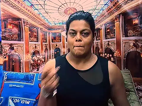 Snapshot of indianCherryPie chatting on November 8, 2025, 5:33 am indianCherryPie online show from November 8, 2025, 5:33 am