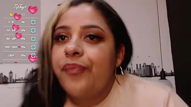 Snapshot of brendamaz chatting on March 21, 2025, 12:06 pm brendamaz online show from March 21, 2025, 12:06 pm