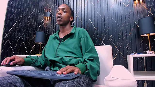 LarryCollin online show from February 25, 2025, 6:14 am